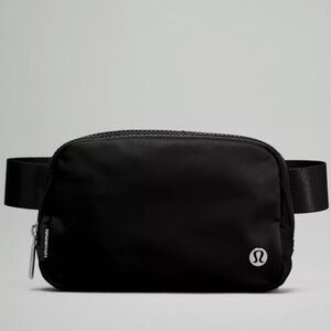 Lululemon Black Everywhere Belt Bag Crossbody Bag